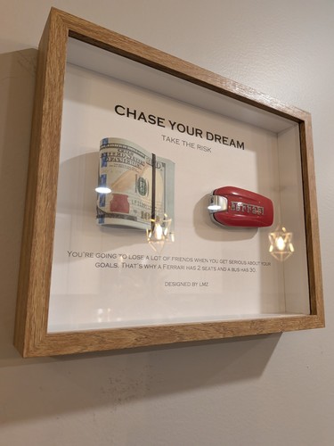 Money ferrari key wall - 3d,